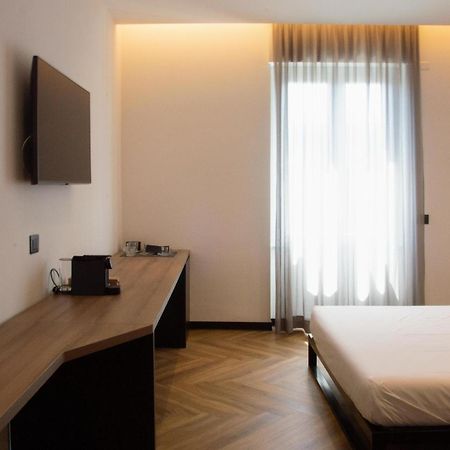 Adriatic Luxury Suites Pescara Exteriör bild