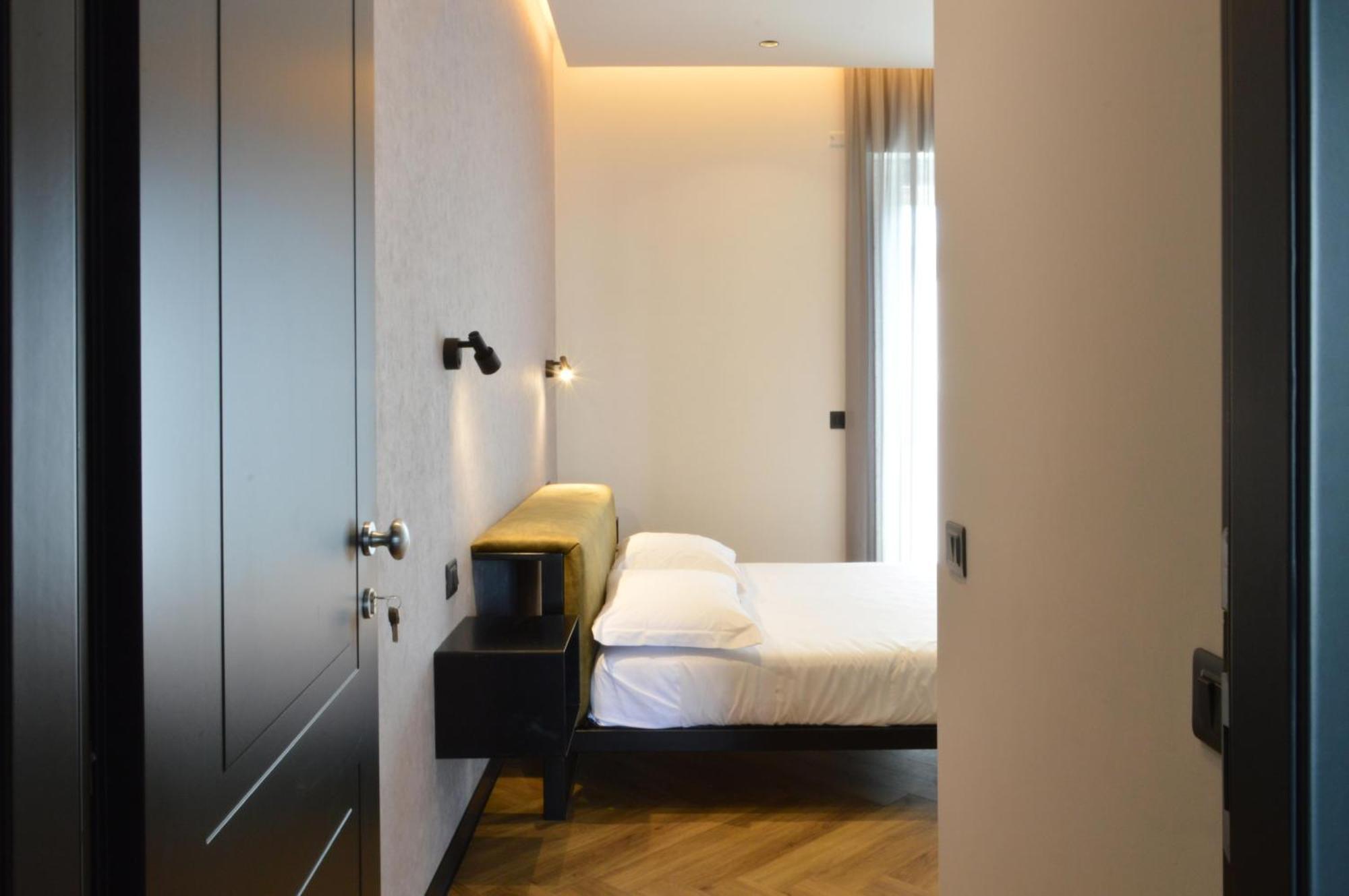 Adriatic Luxury Suites Pescara Exteriör bild